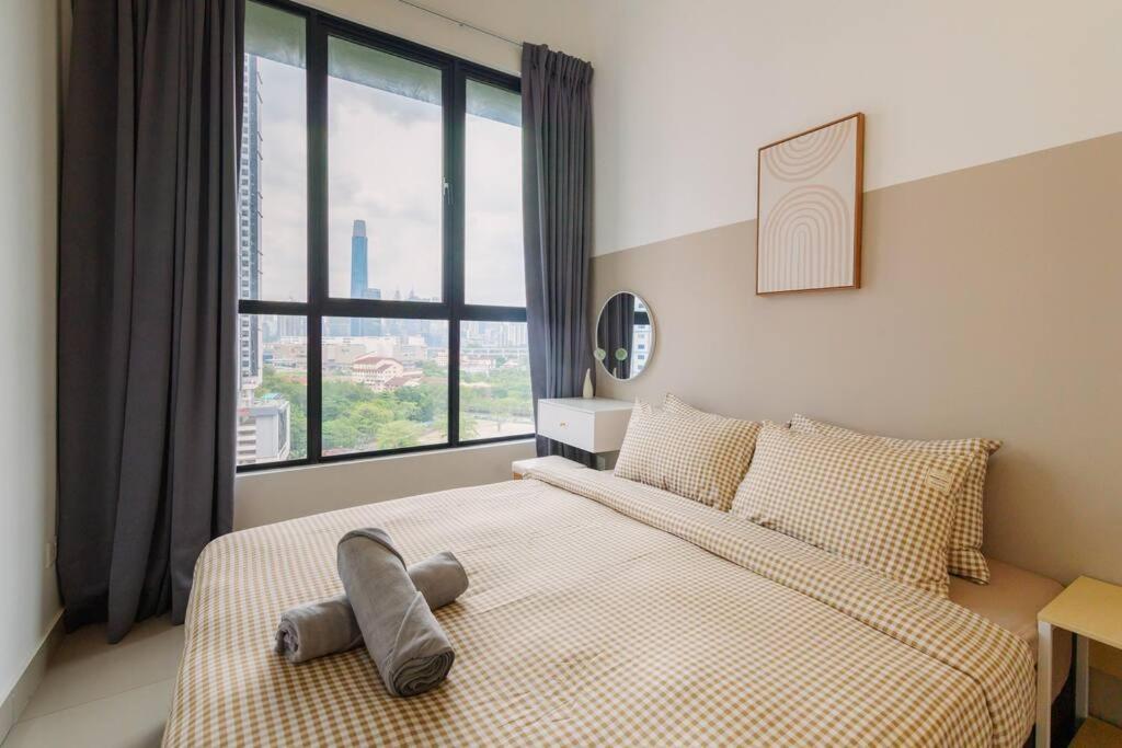 Apartment Lavile Infinity Pool Walk To Sunway Velocity And Mrt Kuala Lumpur
